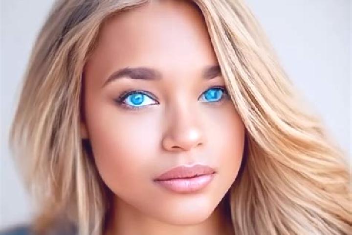 Alice, 21, a blonde blue-eyed latina companion based in Haubstadt. Offering Tantra, Erotic Massage, OWO. Available for incall and outcall, day and evening da...