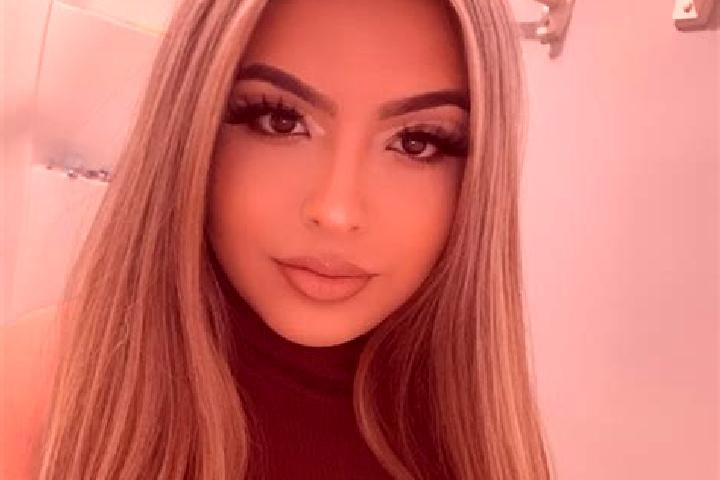 Alice, 21, a blonde dark-eyed latina companion based in Jodlowka-Walki. Offering GFE, CIM, Couples, Dinner Date, Domination. Available for incall and outcall...