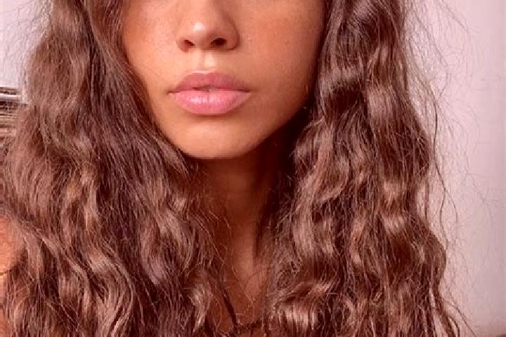Alice, 21, a brunette hazel-eyed mixed companion based in Serpneve. Offering GFE, Massage, Deep French Kissing. Available for incall and outcall, overnight b...