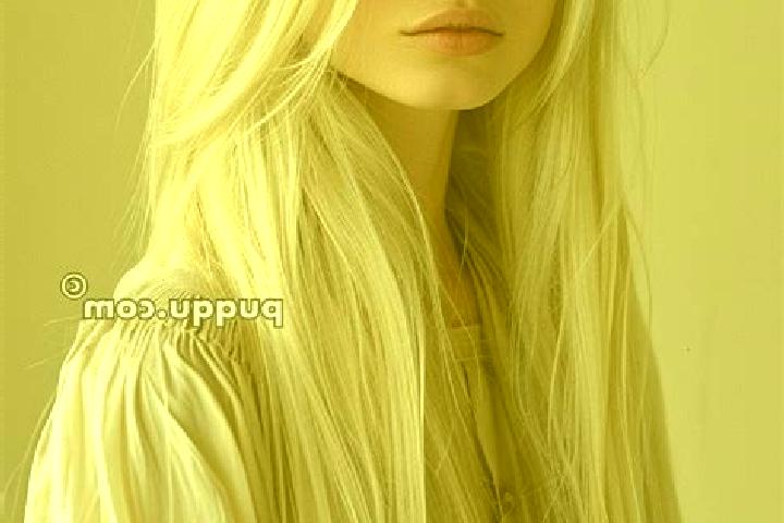 Alice, 21, a platinum blonde blue-eyed asian companion based in Okahao. Offering 69, A-Level, BDSM. Available for incall and outcall, day and evening dates.
