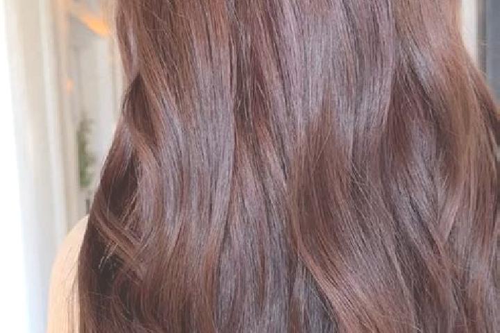 Alice, 21, a red brown-eyed mixed companion based in Kool Tengah. Offering BDSM, Girlfriend Experience, Tantra, Massage, Dinner Date. Available for incall an...