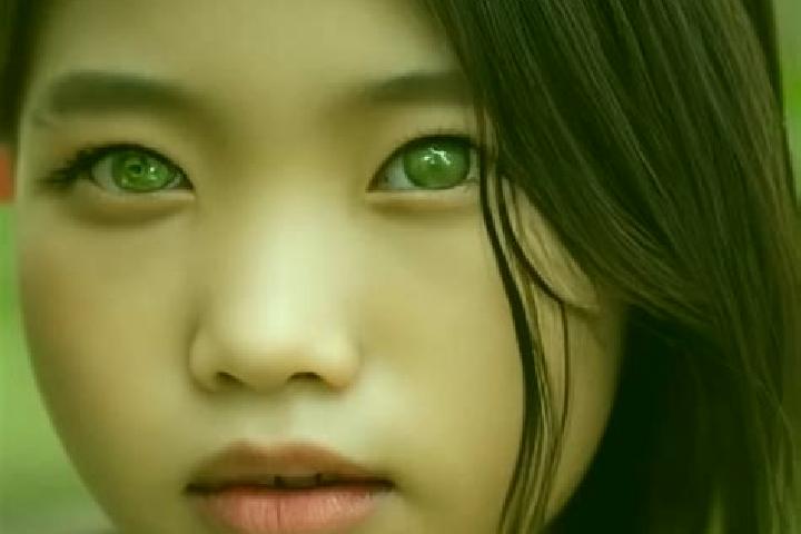 Alice, 21, a red green-eyed asian companion based in Dargahan. Offering A-Level, CIM, 69. Available for incall and outcall, overnight bookings available.