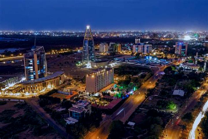 Alice, 21 — Escort in Al Manshiya, Sudan