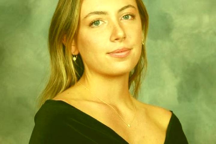 Alice, 21 — Escort in Bystrom, United States