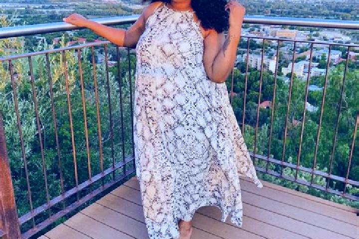 Alice, 21 — Escort in Hertzogville, South Africa