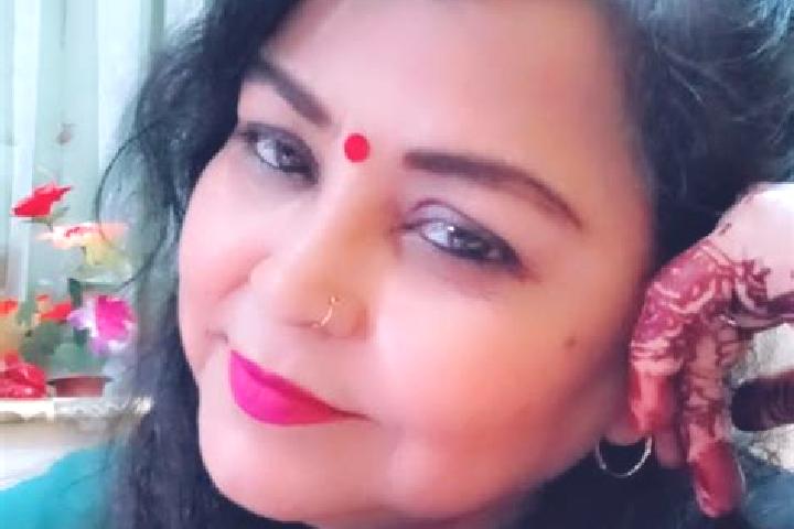 Alice, 21 — Escort in Madhoganj, India