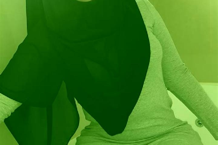 Alice, 21 — Escort in Mahan, Iran