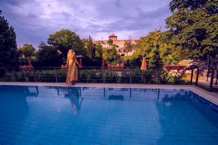 Alice, 21 — Escort in Nyirmada, Hungary