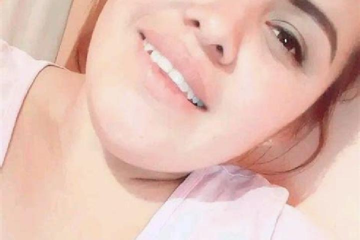 Alice, 21 — Escort in Santa Maria del Rio, Mexico