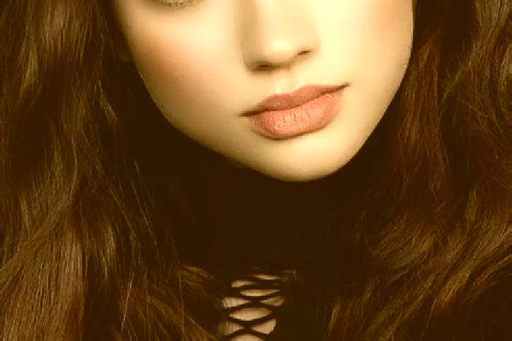 Alice, 22, a auburn dark-eyed european companion based in Candida. Offering Couples, Overnight, Domination. Available for incall and outcall, day and evening...