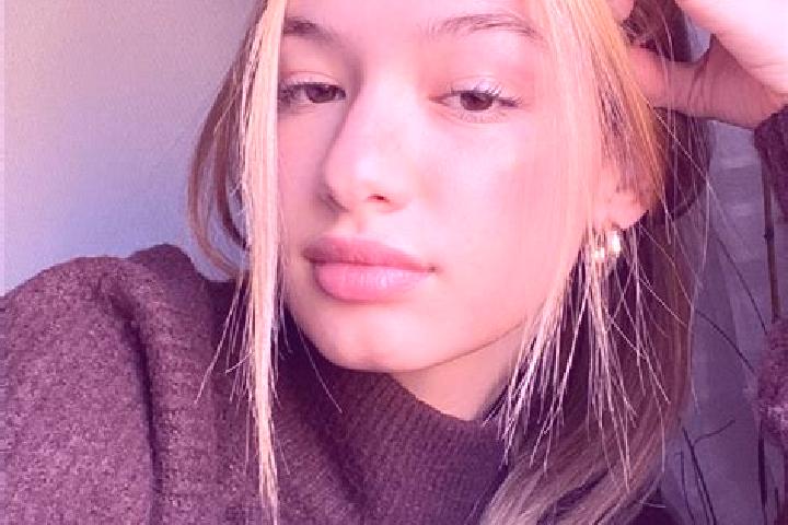 Alice, 22, a blonde brown-eyed indian companion based in Montappone. Offering Striptease, BDSM, Deep French Kissing. Available for incall and outcall, day an...