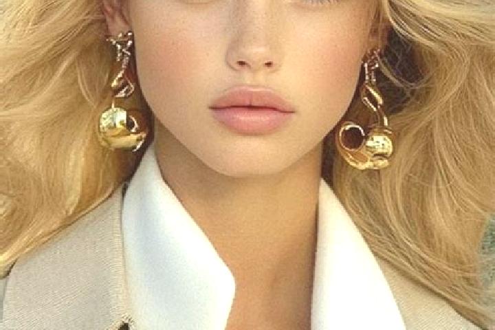 Alice, 22, a blonde dark-eyed caribbean companion based in Lomas del Sur. Offering Prostate Massage, Deep French Kissing, BDSM. Available for incall and outc...