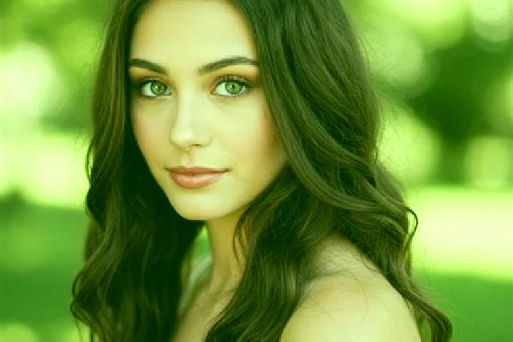 Alice, 22, a dark blonde hazel-eyed caucasian companion based in Theodore. Offering Striptease, Couples. Available for incall and outcall, day and evening da...