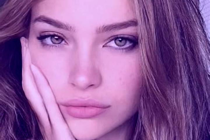 Alice, 22, a dark blonde hazel-eyed slavic companion based in Yatma. Offering Domination, 69, Overnight, Duos. Available for incall and outcall, day and even...