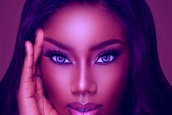 Alice, 22, a red blue-eyed ebony companion based in Monte Kristal. Offering BDSM, Striptease, GFE, Roleplay. Available for incall and outcall, day and evenin...
