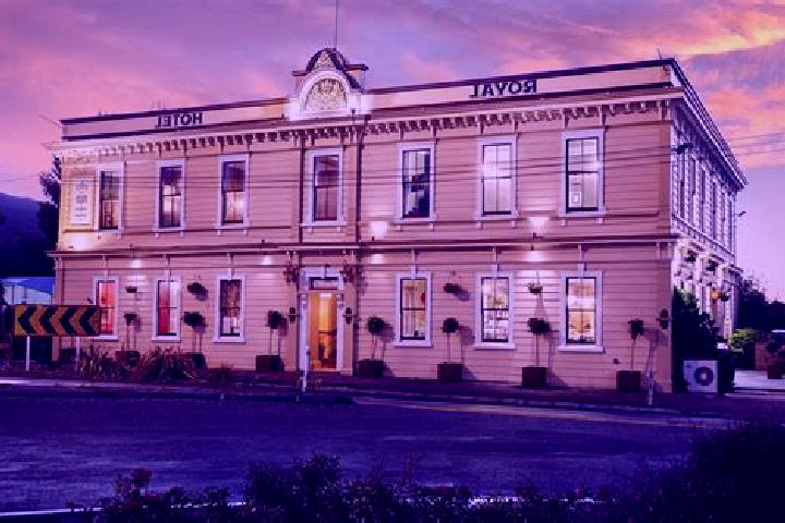 Alice, 22 — Escort in Featherston, New Zealand