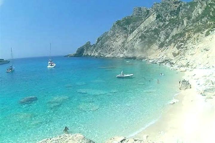 Alice, 22 — Escort in Othonoi, Greece
