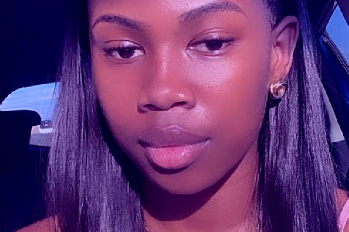Alice, 22 — Escort in Sande, Angola