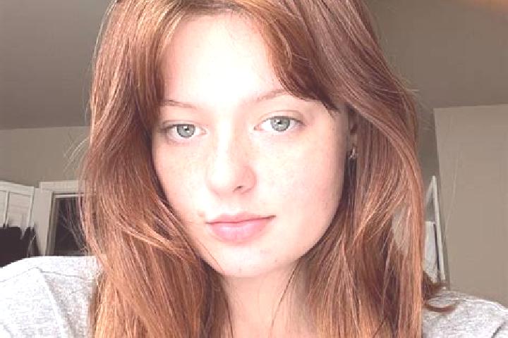 Alice, 23, a auburn amber-eyed european companion based in Kelibia. Offering GFE, Couples, Duos. Available for incall and outcall, day and evening dates.