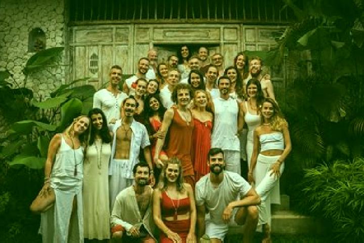 Alice, 23, a auburn amber-eyed indian companion based in Zetodigba. Offering Tantra, Erotic Massage, Couples, Striptease. Available for incall and outcall, d...