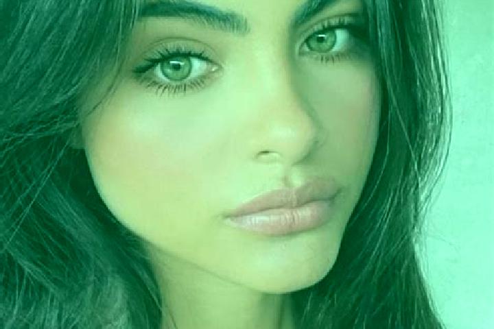 Alice, 23, a blonde dark-eyed indian companion based in Veraval. Offering OWO, Tantra, Dinner Date. Available for incall and outcall, day and evening dates.