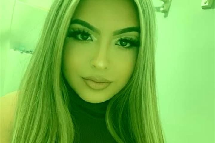 Alice, 23, a blonde grey-eyed latina companion based in Blesa. Offering Duos, Striptease, Girlfriend Experience, Fetish, GFE. Available for incall and outcal...