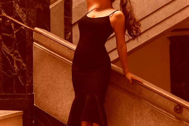 Alice, 23, a brunette grey-eyed latina companion based in Diez de Abril. Offering Deep French Kissing, CIM, Travel Companion, Tantra, 69. Available for incal...