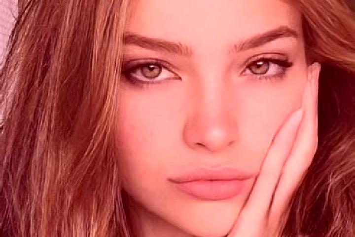 Alice, 23, a chestnut hazel-eyed caribbean companion based in Shoshong. Offering GFE, Massage, Deep French Kissing, A-Level, Duos. Available for incall and o...