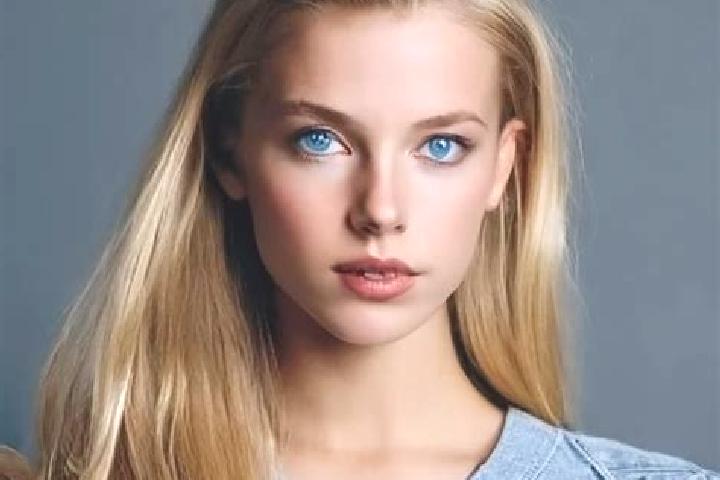 Alice, 23, a dark blonde grey-eyed mixed companion based in Sporice. Offering 69, Dinner Date, Party Girl. Available for incall and outcall, day and evening ...