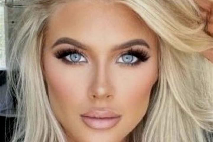 Alice, 23, a platinum blonde blue-eyed latina companion based in Isanlu-Itedoijowa. Offering GFE, Girlfriend Experience, OWO, Overnight. Available for incall...