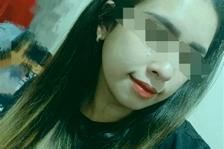 Alice, 23, a red green-eyed latina companion based in Thi Tran Muong Te. Offering Dinner Date, Domination. Available for incall and outcall, overnight bookin...
