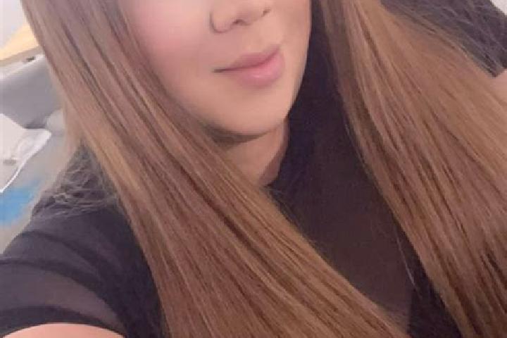 Alice, 23 — Escort in Beaumont, Canada