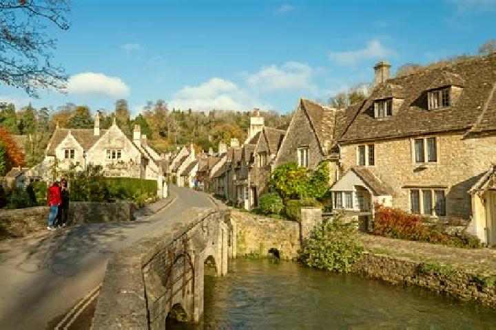 Alice, 23 — Escort in Minchinhampton, United Kingdom