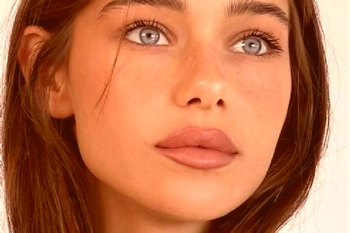 Alice, 24, a brunette brown-eyed middle eastern companion based in Skagen. Offering Couples, BDSM, Fetish, Erotic Massage. Available for incall and outcall, ...