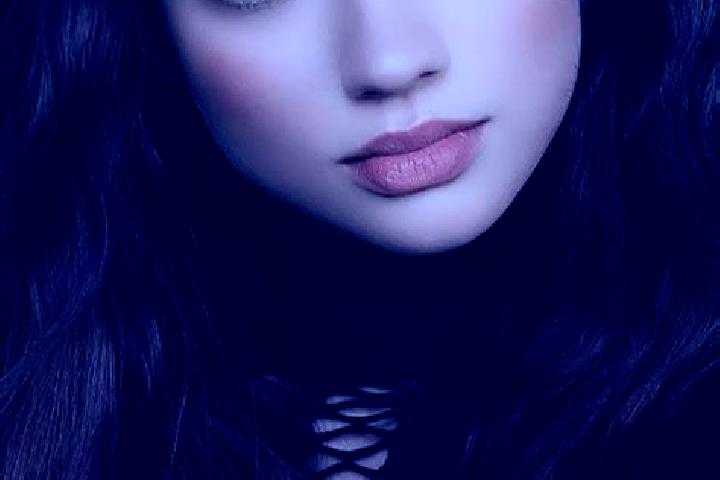 Alice, 24, a brunette dark-eyed latina companion based in Al-Hamdaniya. Offering Fetish, Girlfriend Experience, Massage. Available for incall and outcall, da...