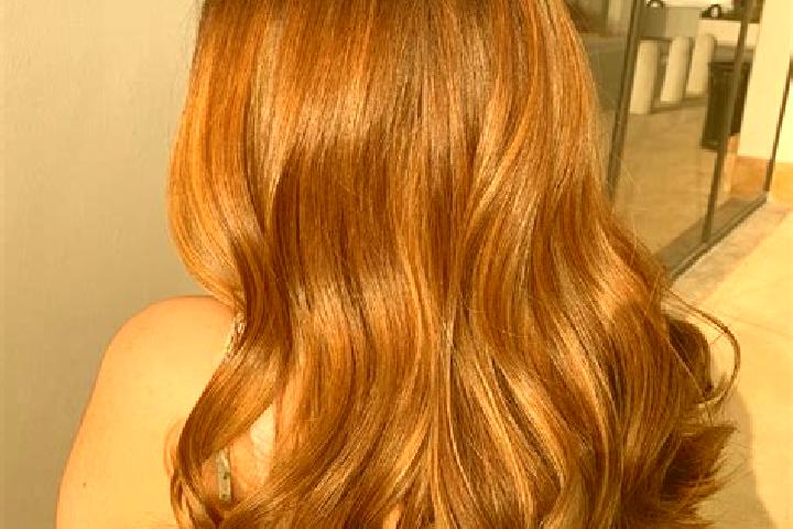Alice, 24, a chestnut brown-eyed slavic companion based in Navarro. Offering Striptease, Duos, Roleplay, A-Level. Available for incall and outcall, overnight...