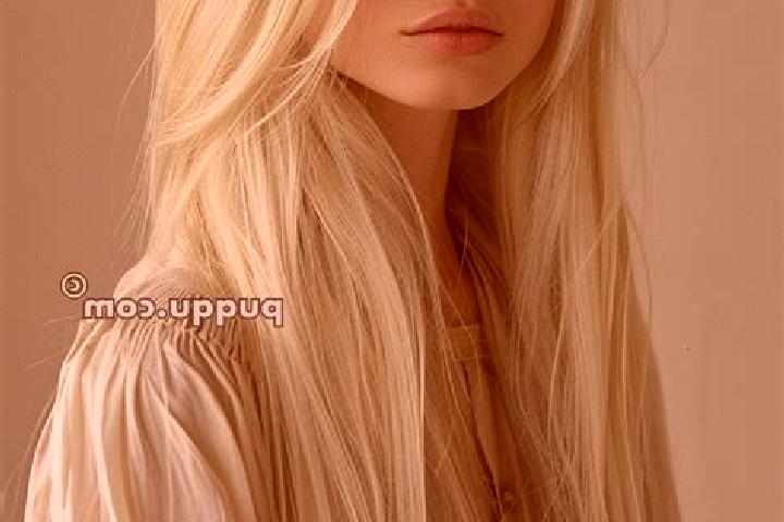 Alice, 24, a platinum blonde hazel-eyed middle eastern companion based in Szedres. Offering Roleplay, Domination, Erotic Massage, Fetish, Tantra. Available f...
