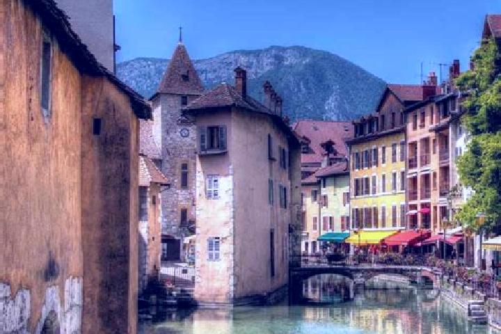 Alice, 24 — Escort in Annecy-le-Vieux, France
