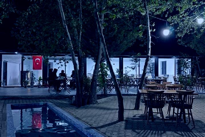 Alice, 24 — Escort in Beypinari, Turkey