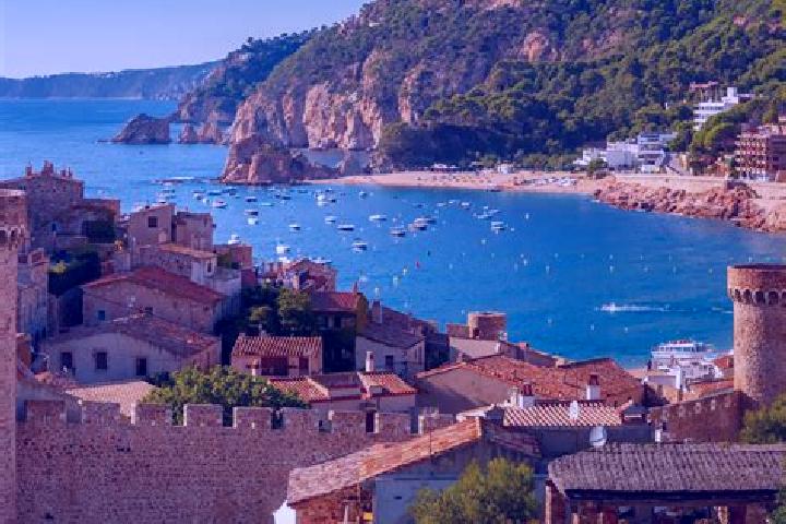 Alice, 24 — Escort in Eulate, Spain