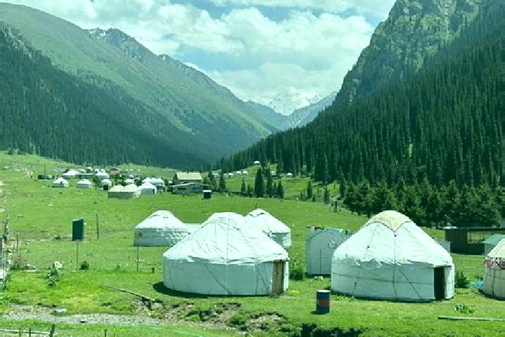 Alice, 24 — Escort in Kyzyl-Tuu, Kyrgyzstan
