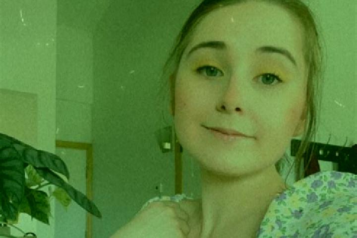 Alice, 24 — Escort in Lorenz Park, United States