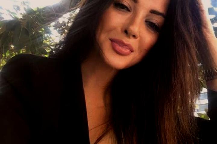 Alice, 24 — Escort in Mavrommati, Greece