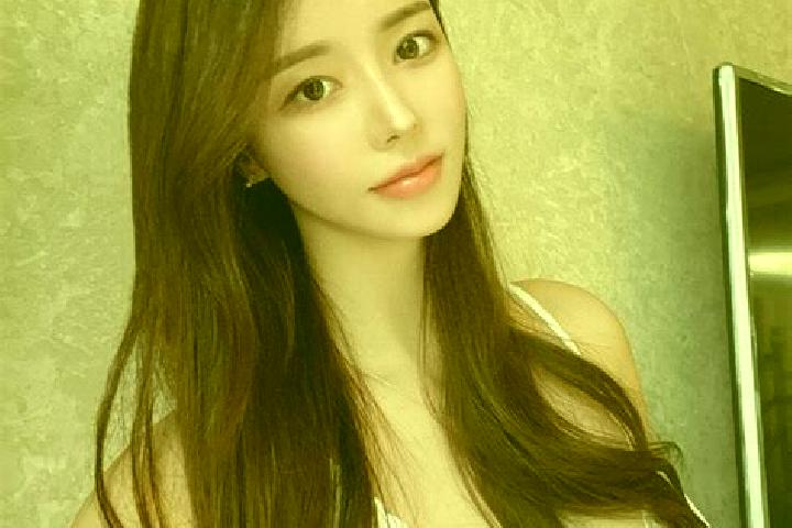 Alice, 24 — Escort in Tuanfeng, China