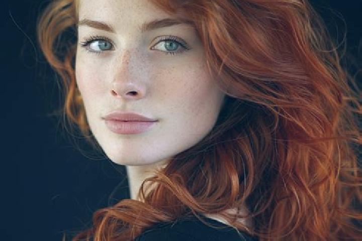Alice, 25, a auburn green-eyed mixed companion based in Plounerin. Offering A-Level, Overnight, BDSM. Available for incall and outcall, day and evening dates.