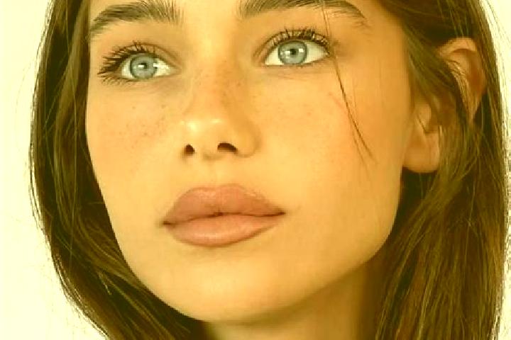 Alice, 25, a brunette brown-eyed caribbean companion based in Titahi Bay. Offering Dinner Date, Overnight, Domination, A-Level. Available for incall and outc...
