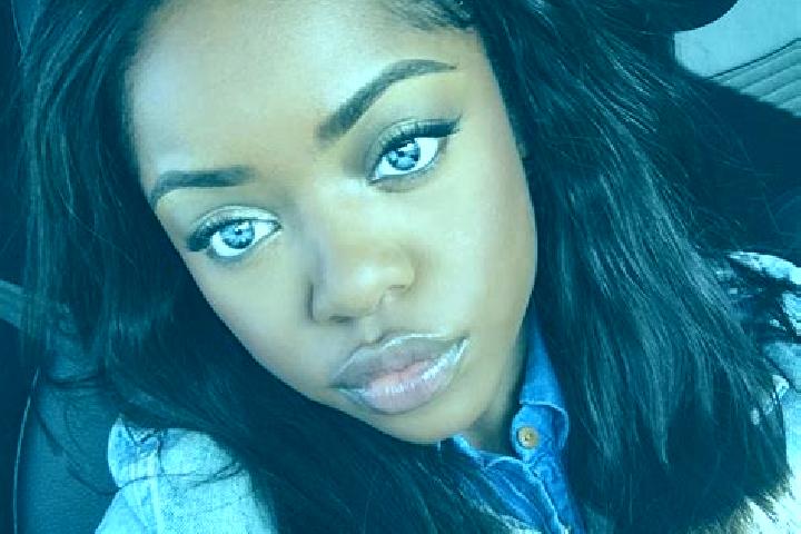 Alice, 25, a red blue-eyed ebony companion based in Taunton. Offering A-Level, Party Girl, Striptease. Available for incall and outcall, day and evening dates.