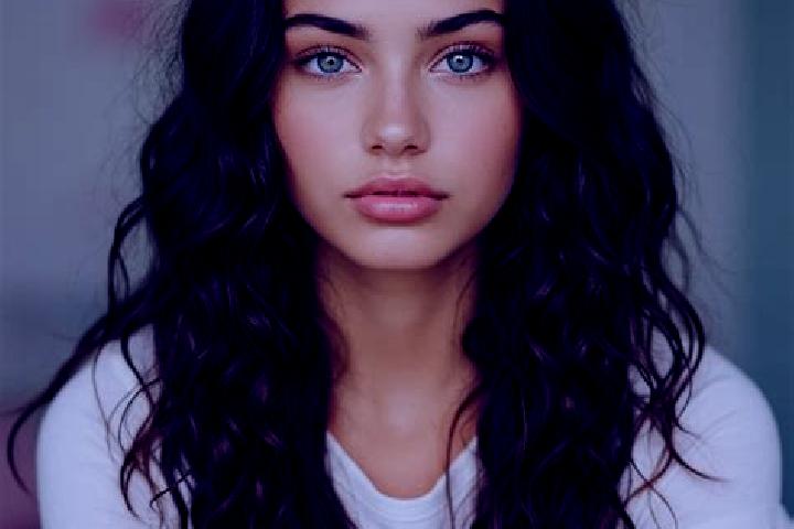 Alice, 25, a red hazel-eyed mediterranean companion based in Pirogovskiy. Offering Deep French Kissing, Girlfriend Experience, Roleplay, BDSM. Available for ...