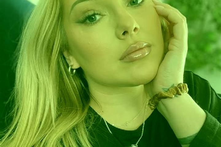 Alice, 25 — Escort in Brunssum, Netherlands