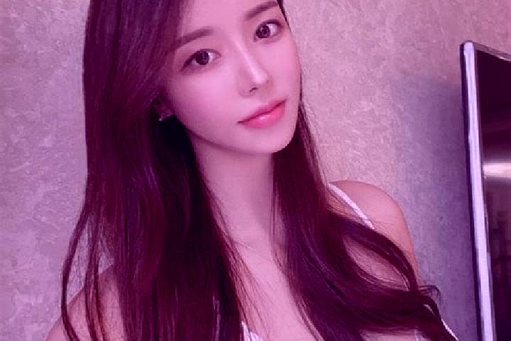 Alice, 25 — Escort in Dobjoi, China